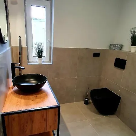 Family W Centrum Miasta Gryf 아파트 슈체친